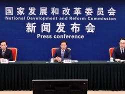 发改委：我国5G基站占全球比重超60%，将引导支持社会资本加大新基建投入